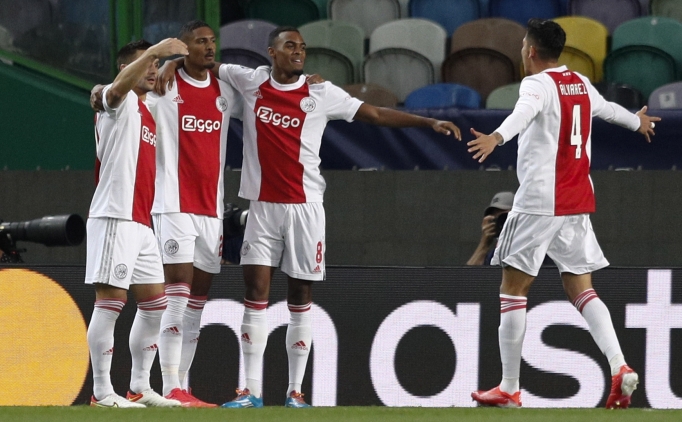 Ajax'a bir 'Haller' oldu!