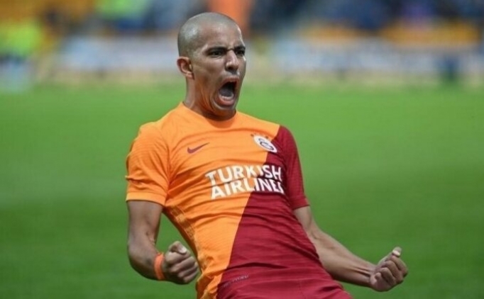 Galatasaray'da Feghouli iin son karar: 'ndirim yaparsa kalr!'