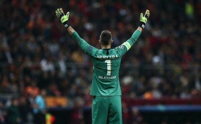 Fernando Muslera İMZAYI atıyor