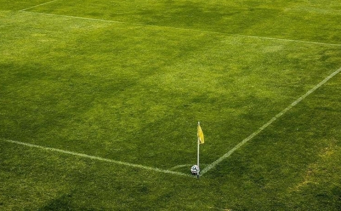 Bosna Hersek'te bir tak�m ligden �ekildi