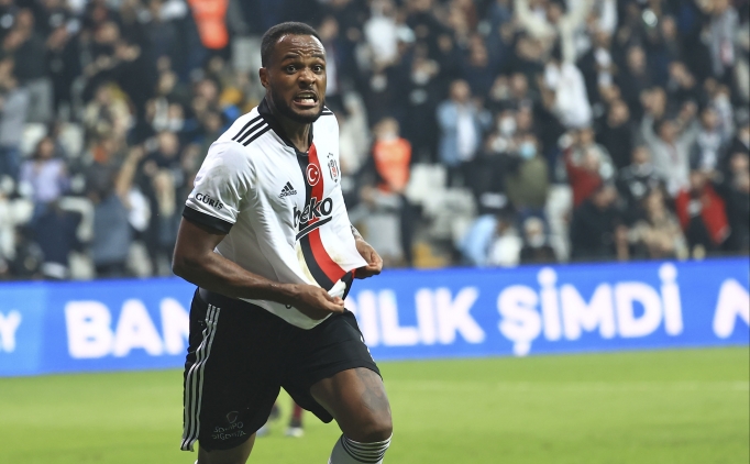Larin iin Newcastle ve Watford devrede