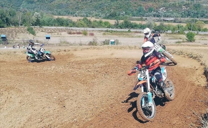 Yunanistan'daki motosiklet �ampiyonas�nda T�rkiye'den 14 sporcu yar��acak