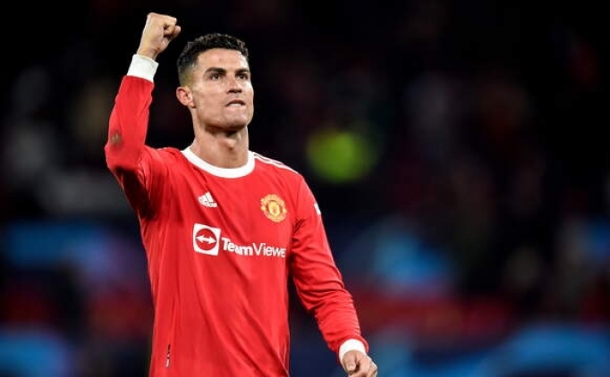 Cristiano Ronaldo yle istedi, Manchester United Arsenal'i devirdi