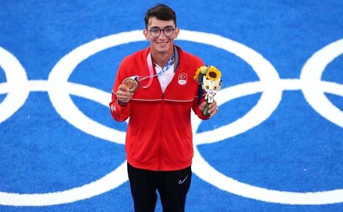 Mete Gazoz Spor Kompleksi a��ld�