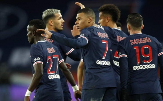 PSG 3 golle lider Lille'i takibini sürdürdü