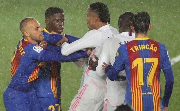 Barcelona'nın El Clasico'da penaltı isyanı