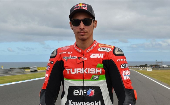 Milli motosiklet�i Toprak Razgatl�o�lu Hollanda'da ���nc� oldu