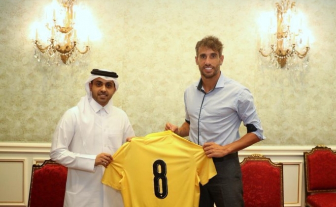 Bayern'den ayrlan Javi Martinez'den 1 yllk imza
