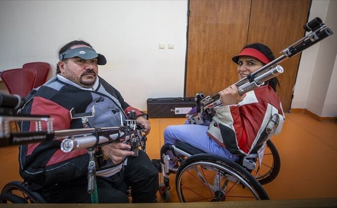 Paralimpik at�c� Suzan �evik'ten Tokyo kotas�