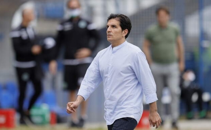 Stefan Kuntz'un yard�mc�s� Kenan Ko�ak oldu