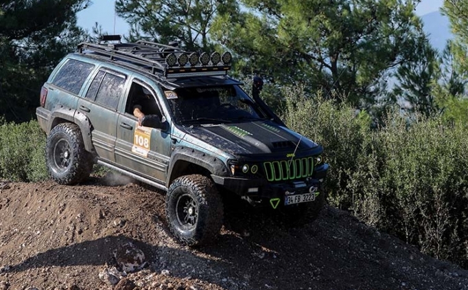 Balıkesir'de 'Kamp, Karavan ve Off-Road Festivali' yapıldı.