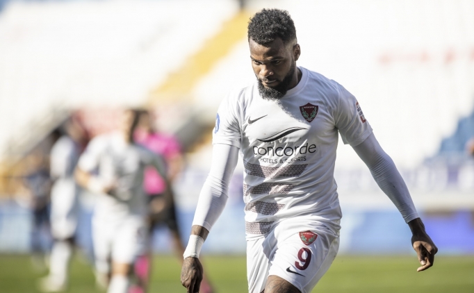 Be�ikta�'tan Boupendza hamlesi