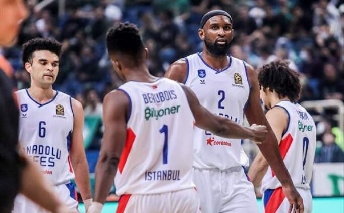 Anadolu Efes, Panathinaikos'u konuk edecek