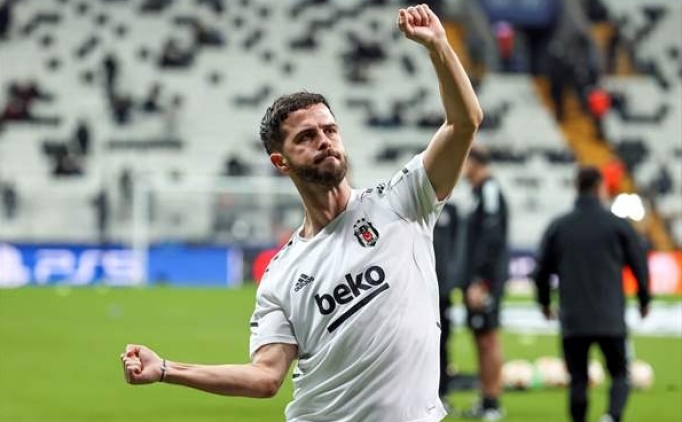 Miralem Pjanic sabrı taşırdı!
