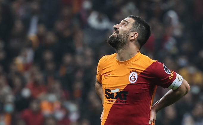 Galatasaray'da Arda Turan için karar!