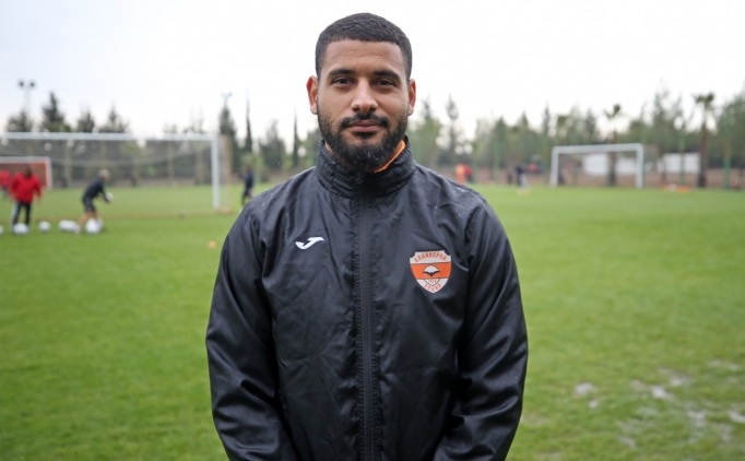 Bennasser: 'En b�y�k iste�im Adanaspor'un �ok ba�ar�l� olmas�'