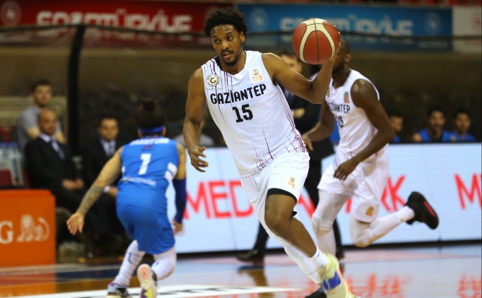Gaziantep Basketbol evinde Bykekmece'yi yendi