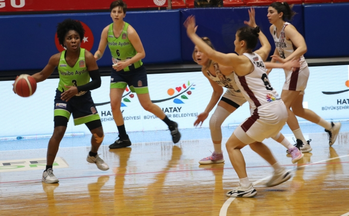 Basketbolda Hatay'dan kritik galibiyet: 76-71