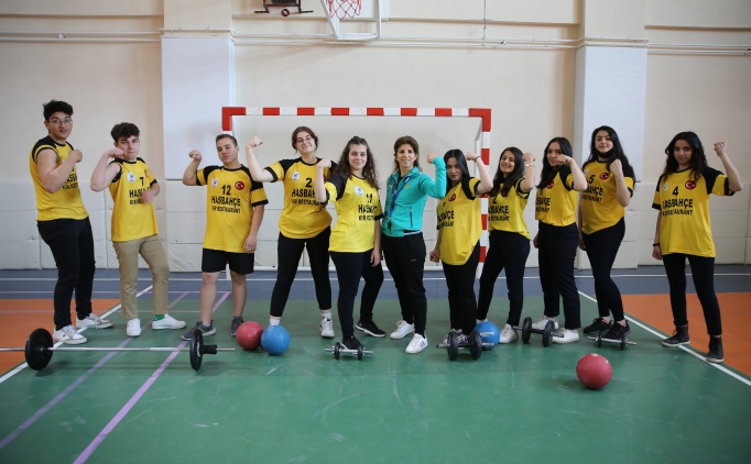 Hatay'da liseli bilek greilerinin hedefi milli forma