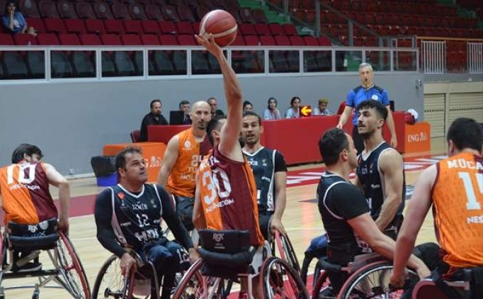 Tekerlekli sandalye basketbolda yar finalistler belli oldu