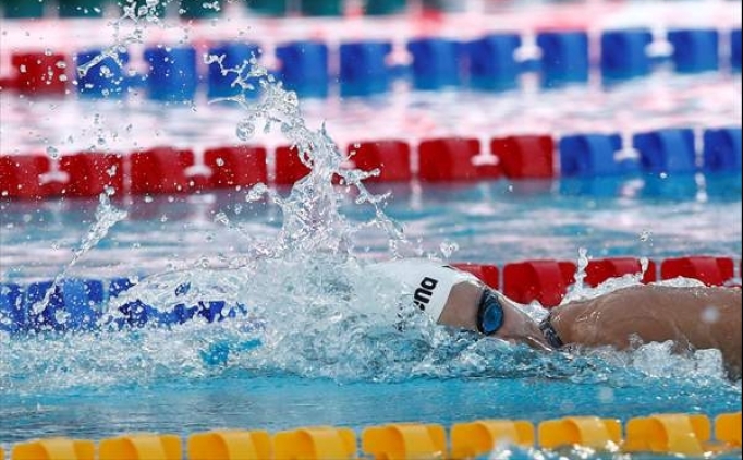 Milli yzclerden ilk gnde 13 madalya