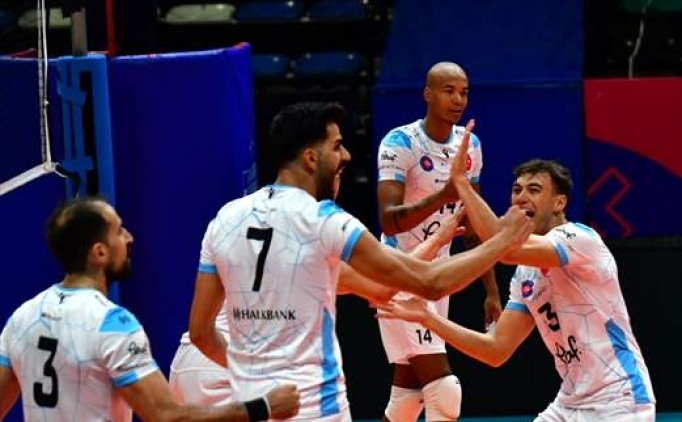 Halkbank, sezona ampiyonluk hedefiyle balyor