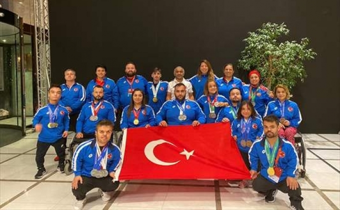 Para Halter ampiyonas'nda 43 madalya!