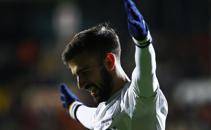 Diego Rossi durmuyor! Kariyerinde ilk