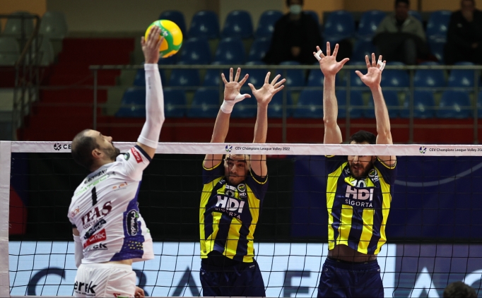 Fenerbah�e, CEV �ampiyonlar Ligi'nde kay�p!