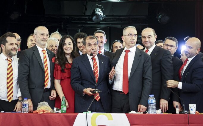 Galatasaray'da 12'li yeni form�l! Ekip g��lendi