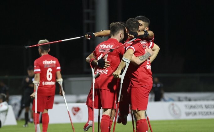 Ampute Futbol Milli Tak�m�, yar� finalde