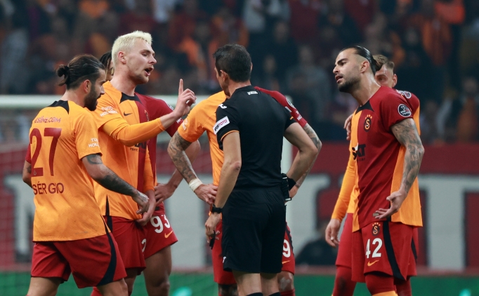 Galatasaray'da 3 isme ceza