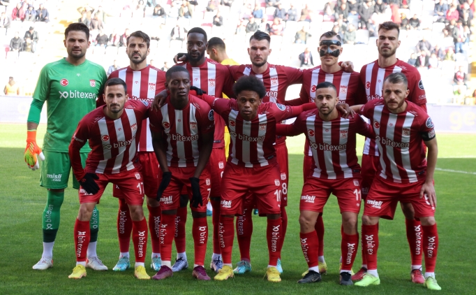 Sivasspor'un kamp kadrosu açıklandı