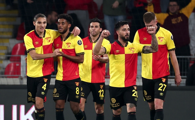 �zmir derbisi Play-Off a�k�na oynanacak