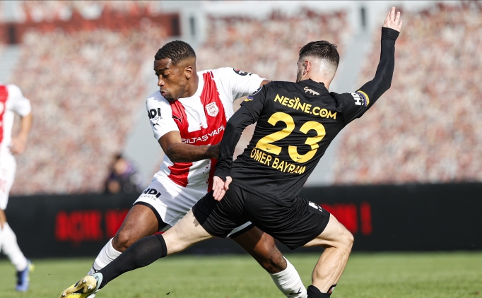 1. Lig'in zirvesinde puanlar payla��ld�