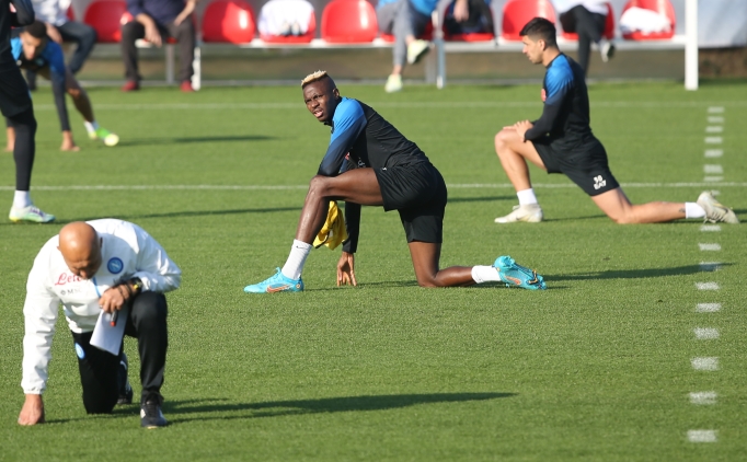 Serie A lideri Napoli, Antalya'da alyor