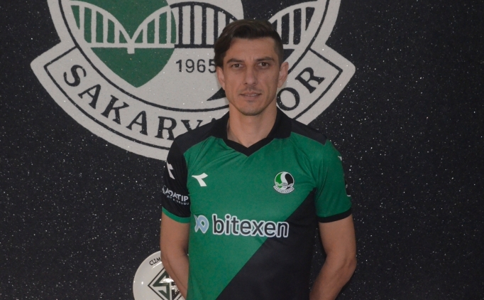 Sakaryaspor, Mehmet Aky�z'� transfer etti
