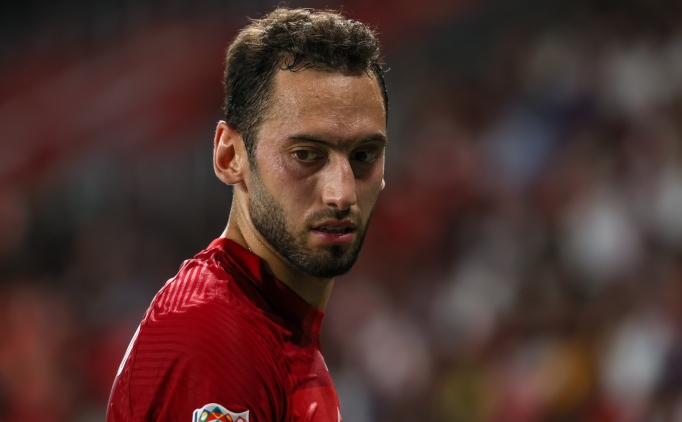 Hakan alhanolu: 'Malar izleyemem!'