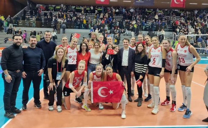 THY, CEV Kupas�'nda son 16'ya kald�