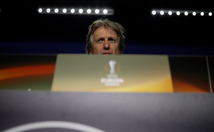 Fenerbahe'de rota Jorge Jesus