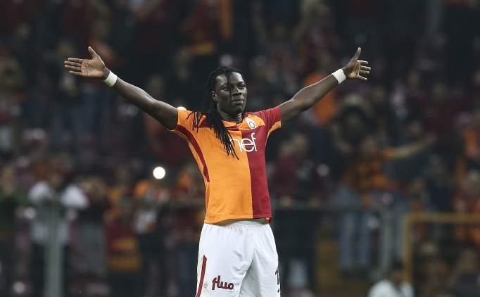 Gomis'ten sar krmz kalp!