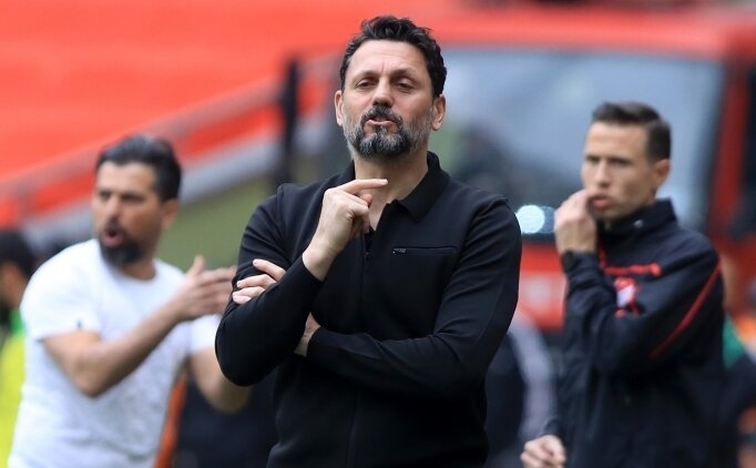 Gaziantep'te futbolculardan Erol Bulut i�in rest!