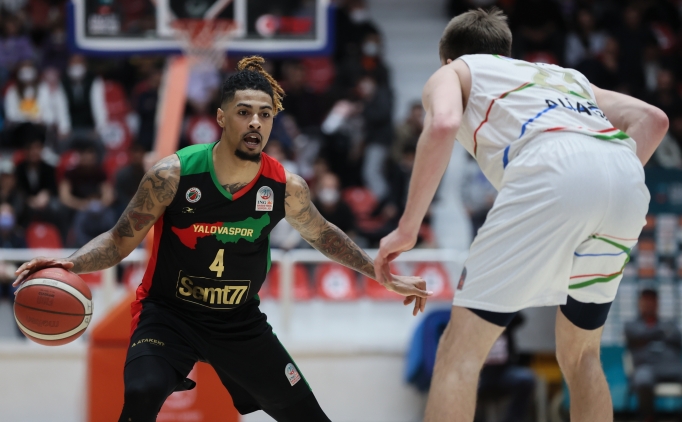 Alia�a Petkimspor, Semt77 Yalovaspor'u tek say�yla ge�ti!