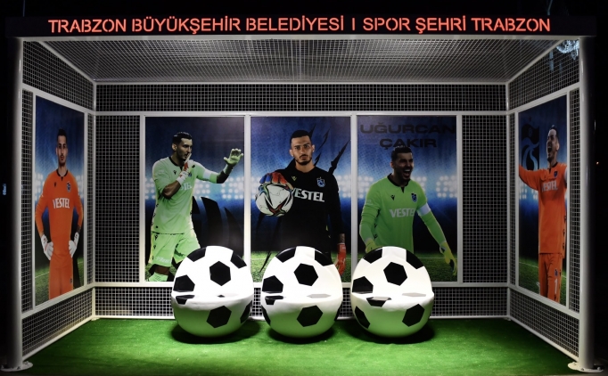 Trabzon Belediyesi'nden anlaml� 'durak' �al��mas�