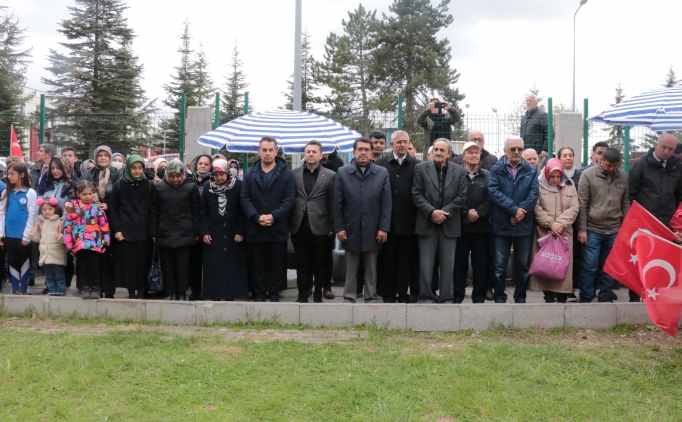 Milli cimnastiki Murat Canba, mezar banda anld