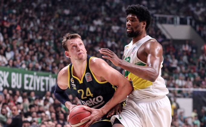 Fenerbahçe Beko, yarı finale yükseldi