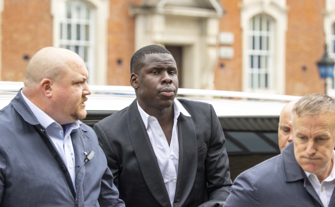 Kedisini tekmeleyen Zouma'nın cezası belli oldu!