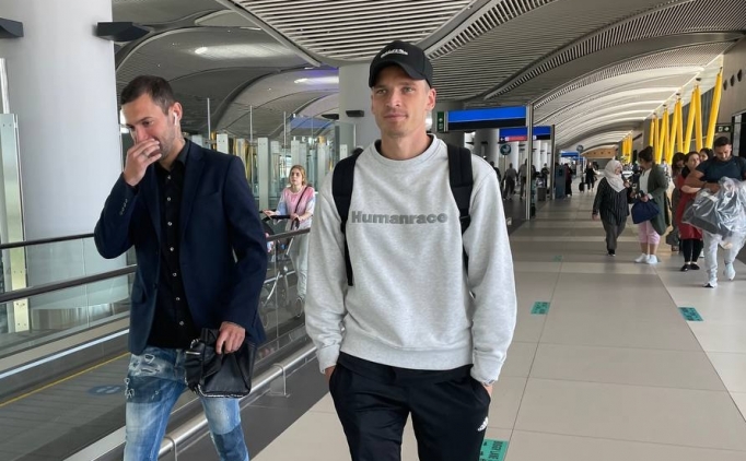 Jens Stryger Larsen, İstanbul'a geldi