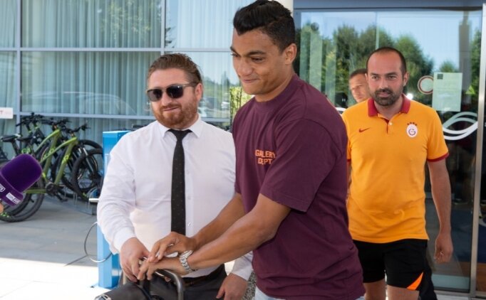 Mustafa Muhammed ayr�ld�, KAP geldi