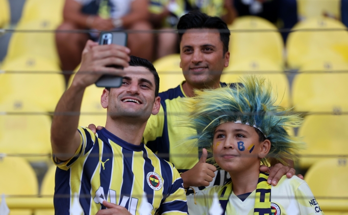 Fenerbahe taraftarndan youn ilgi